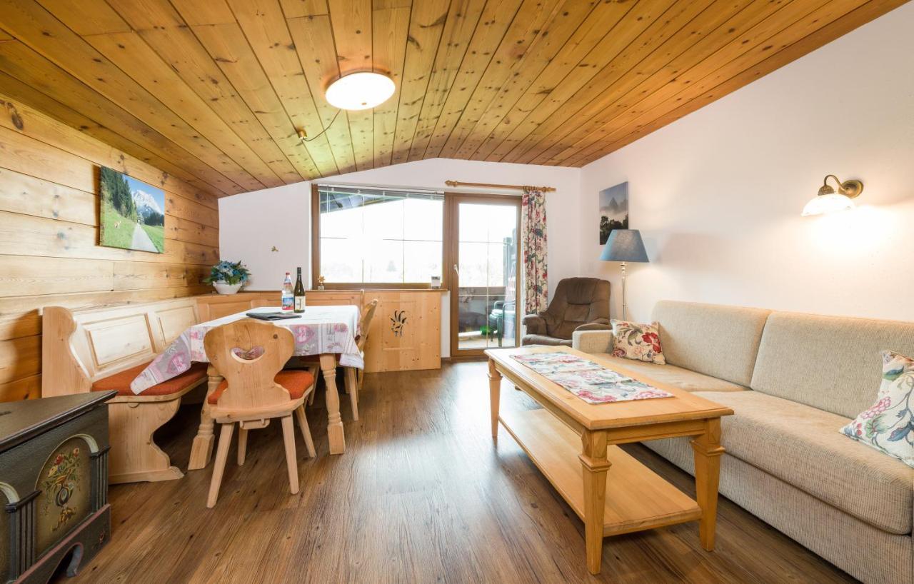 Tyrol Appartements Ервалд Екстериор снимка