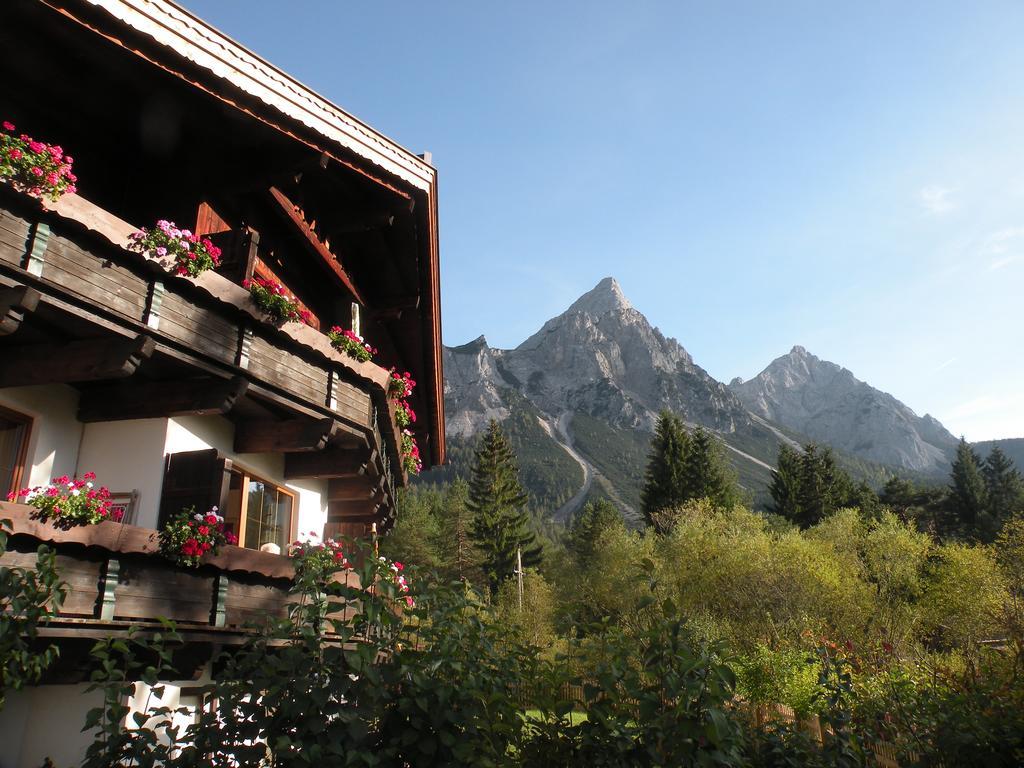 Tyrol Appartements Ервалд Екстериор снимка
