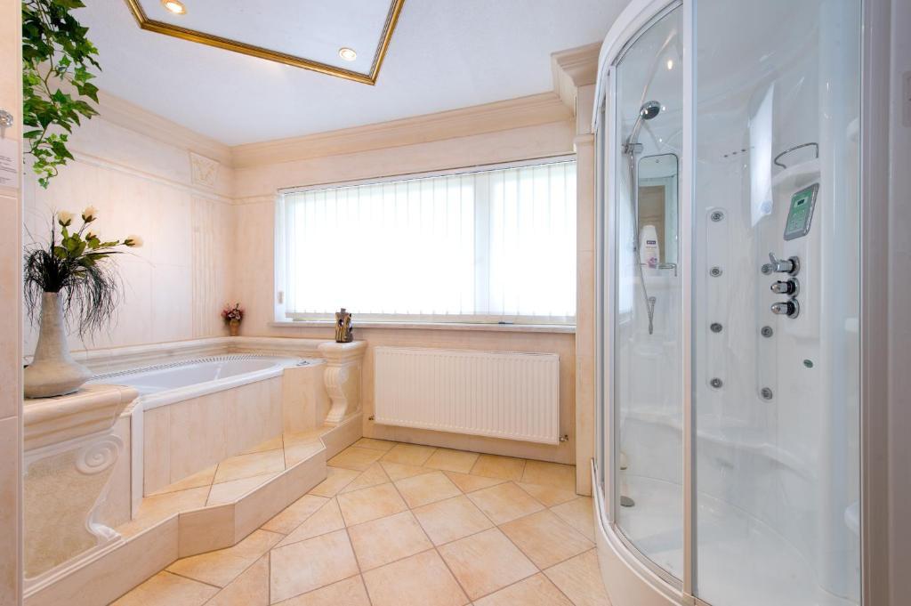 Tyrol Appartements Ервалд Екстериор снимка